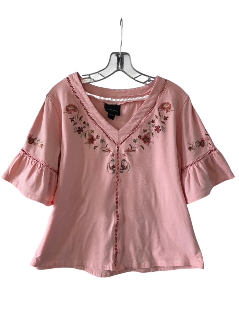 Liv Los Angeles Blush Pink Embroidered V-Neck With 3/4 Bell Sleeves Size Large
